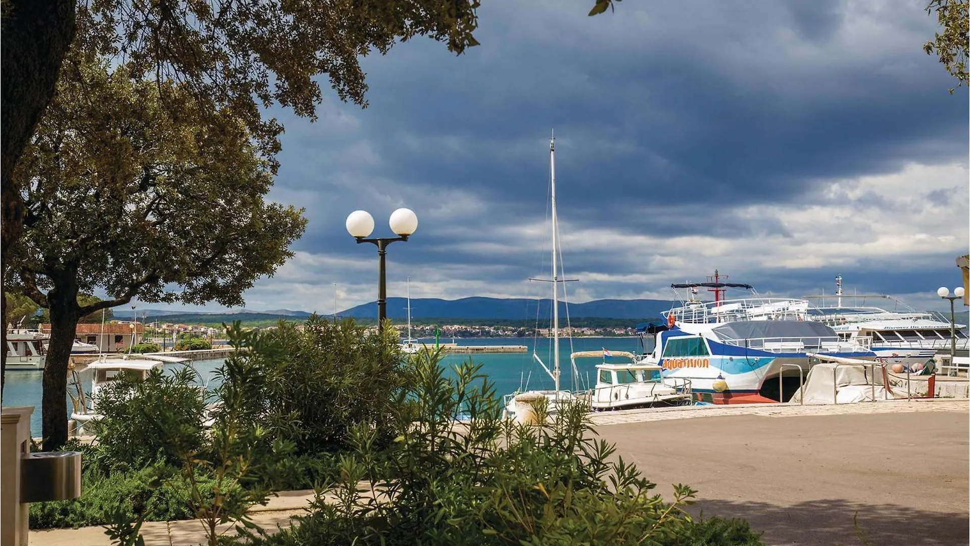 Amazing Apartment In Porat - Malinska With Wifi